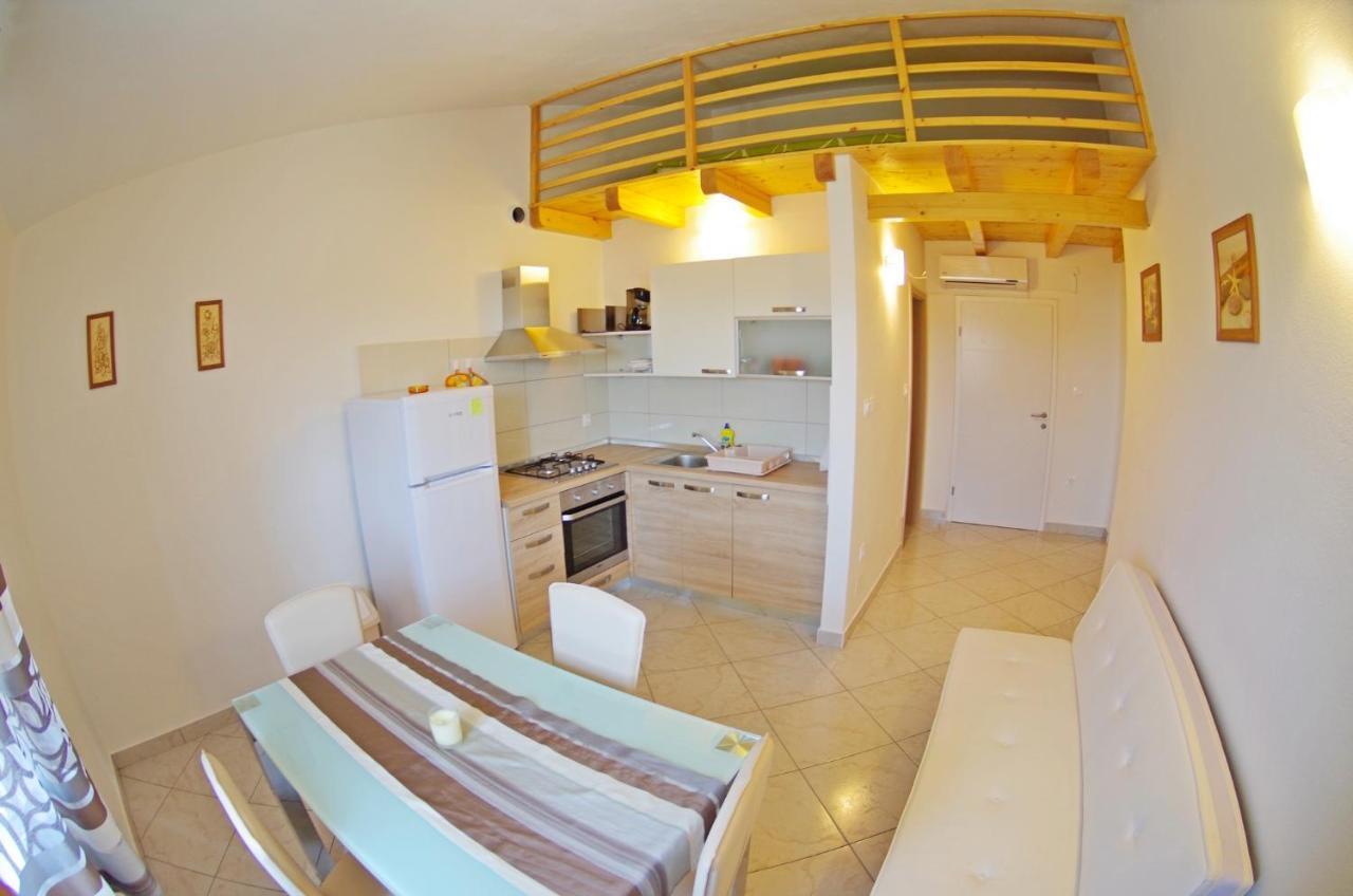 Holiday Apartments In House Sanja Rakalj Extérieur photo