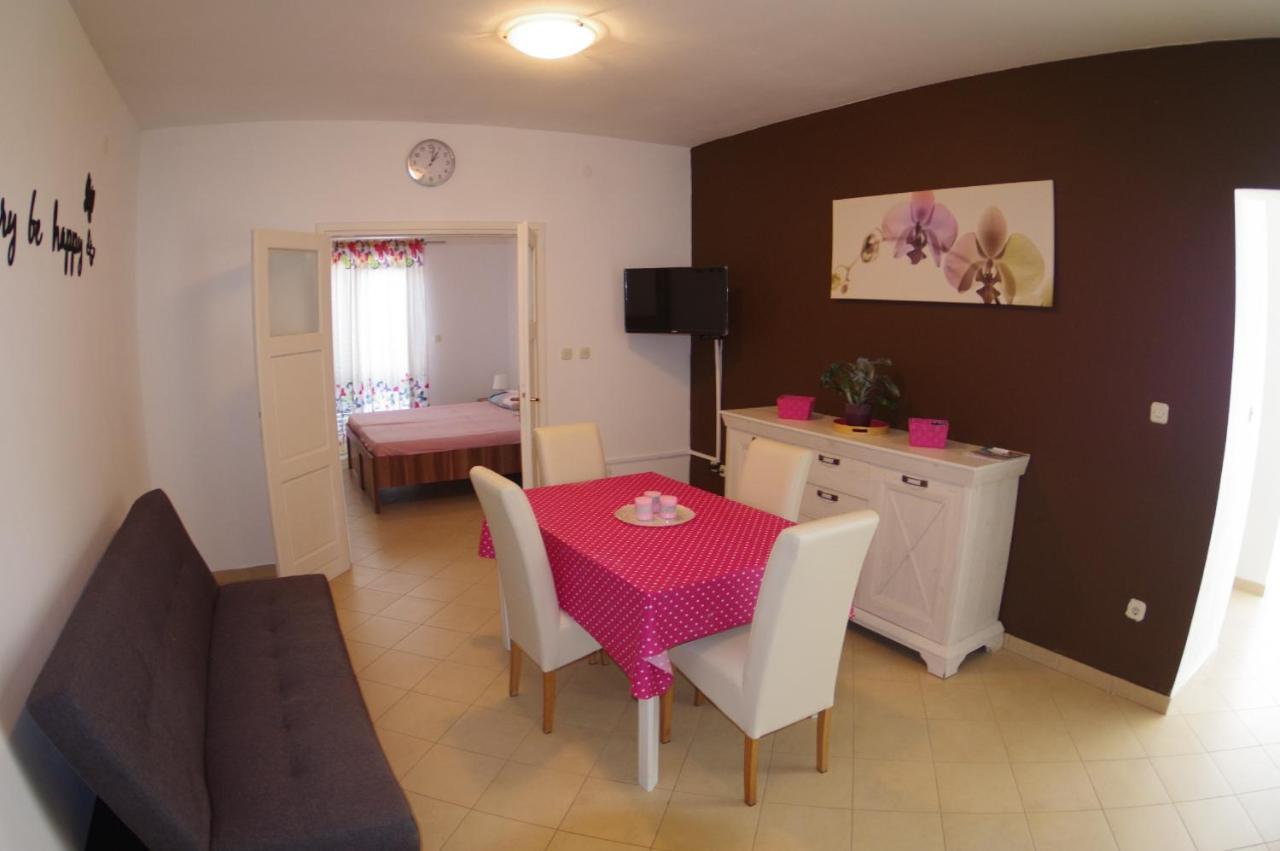 Holiday Apartments In House Sanja Rakalj Extérieur photo